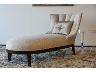 Ava Chaise
